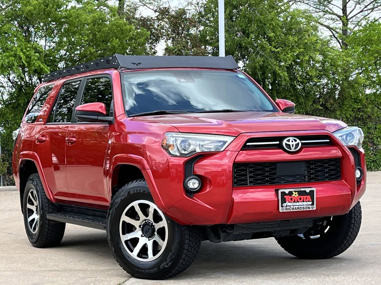 Used 2021 Toyota 4Runner SR5 image 2