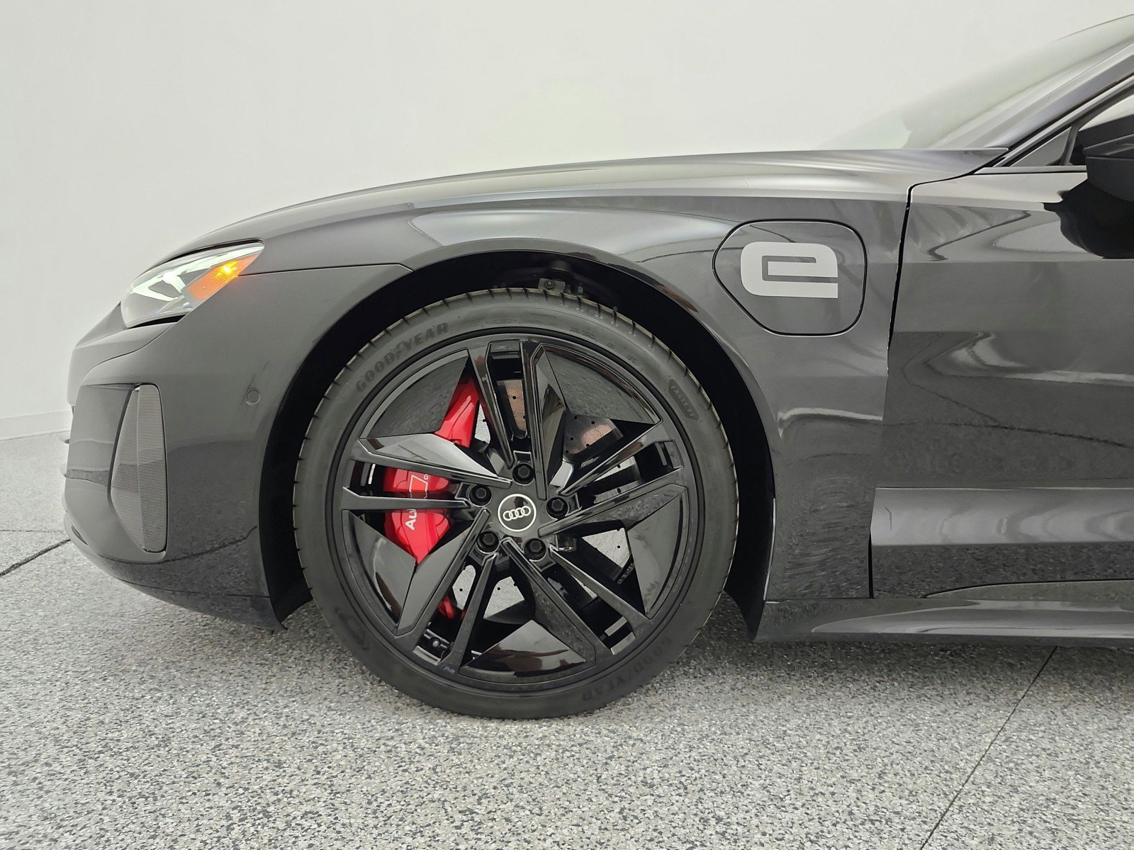 Used 2023 Audi RS e-tron GT image 20