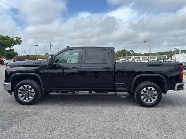 New 2026 Chevrolet Silverado 2500 LT w/ All Star Edition AWD/4WD image 4