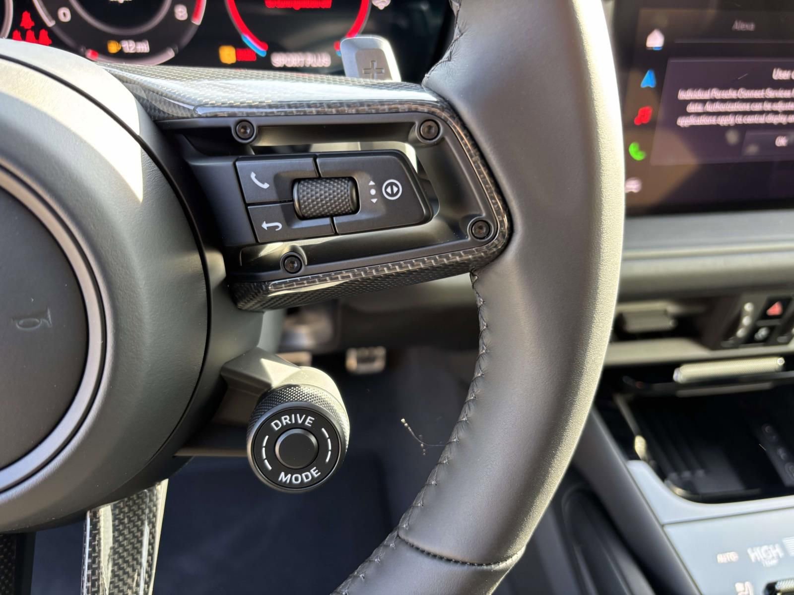 New 2026 Porsche Cayenne GTS image 28