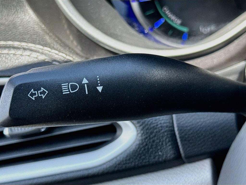 Used 2022 Chrysler Pacifica Touring-L FWD image 12
