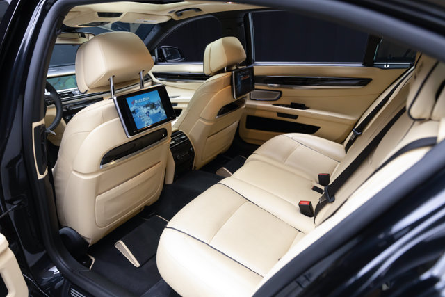 Used 2013 BMW 760Li RWD image 51