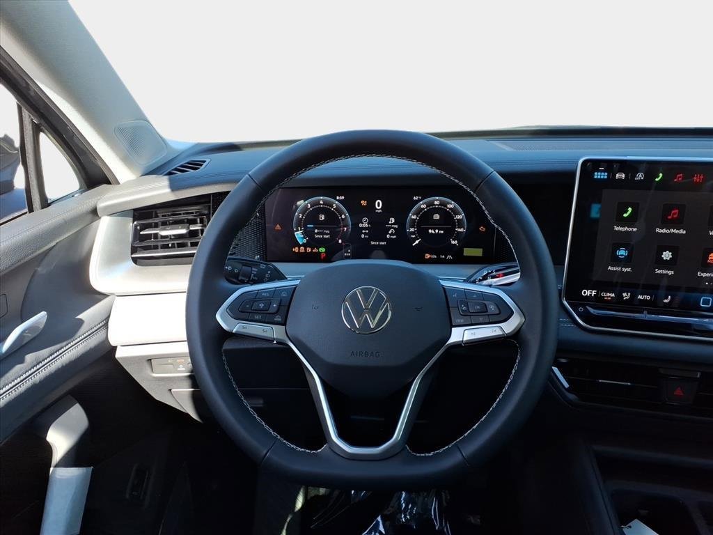 New 2026 Volkswagen Tiguan SE image 12