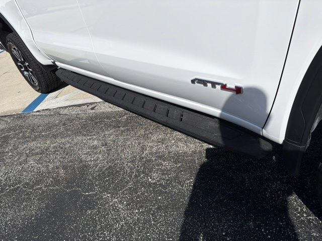 Used 2026 GMC Sierra 1500 AT4 w/ AT4 Premium Package AWD/4WD image 12