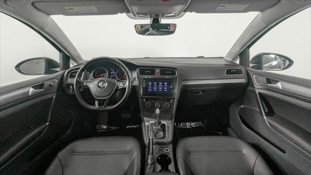 Used 2018 Volkswagen Golf SE FWD image 27
