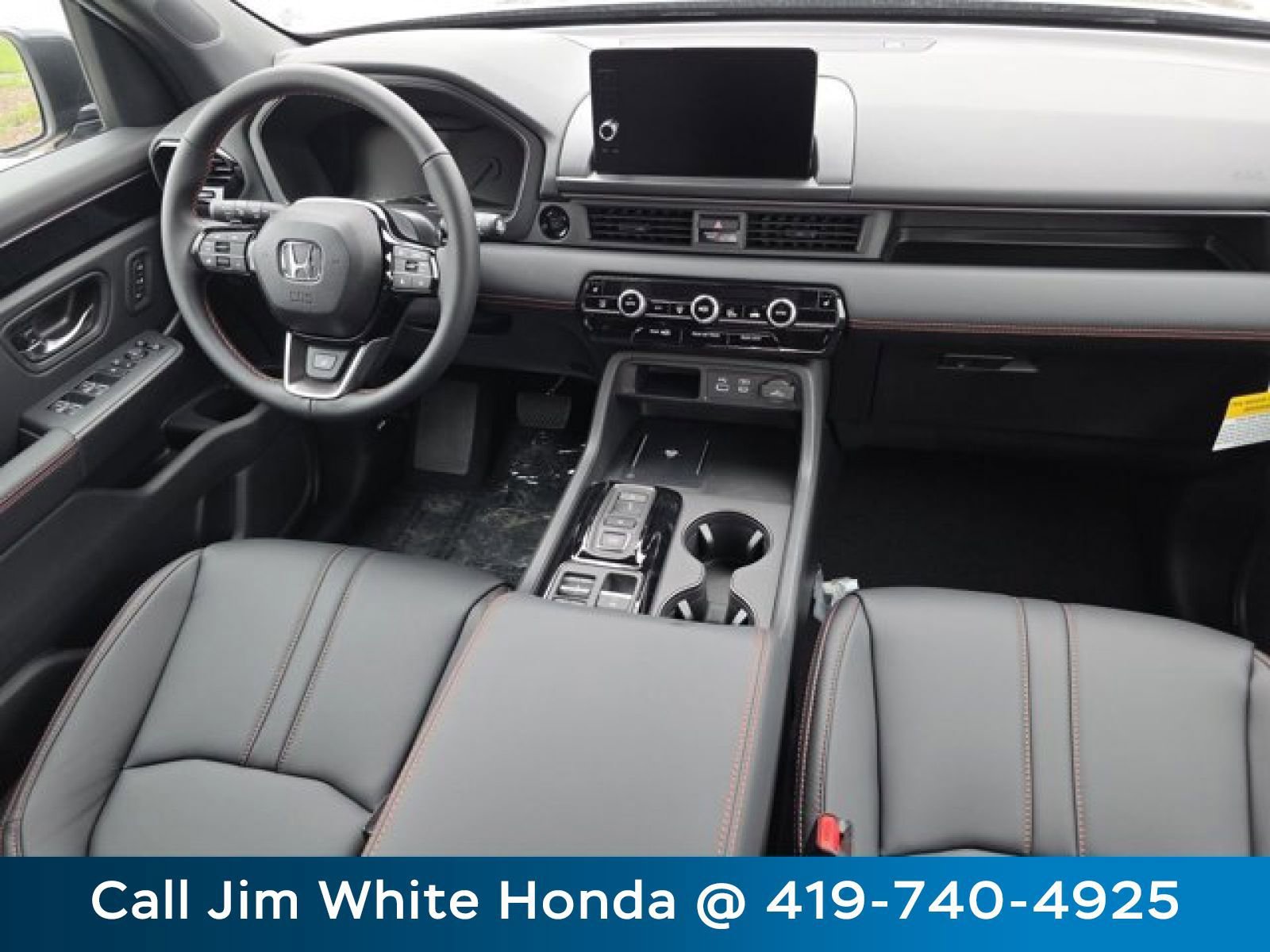 Certified 2025 Honda Pilot TrailSport image 18