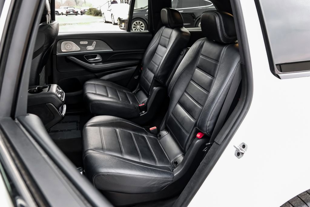 Used 2021 Mercedes-Benz GLS 580 4MATIC image 46