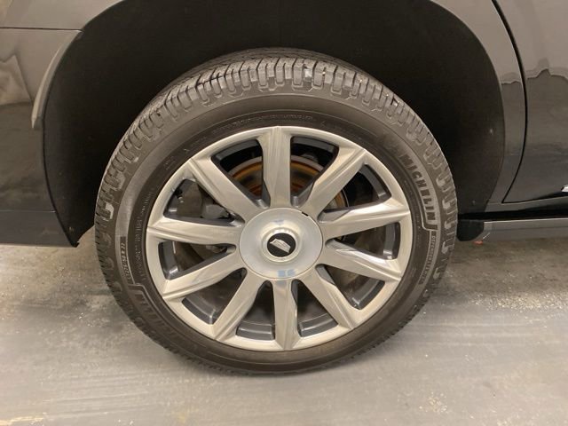 Used 2021 Cadillac Escalade Premium Luxury Platinum w/ Heavy-Duty Trailer Package image 34