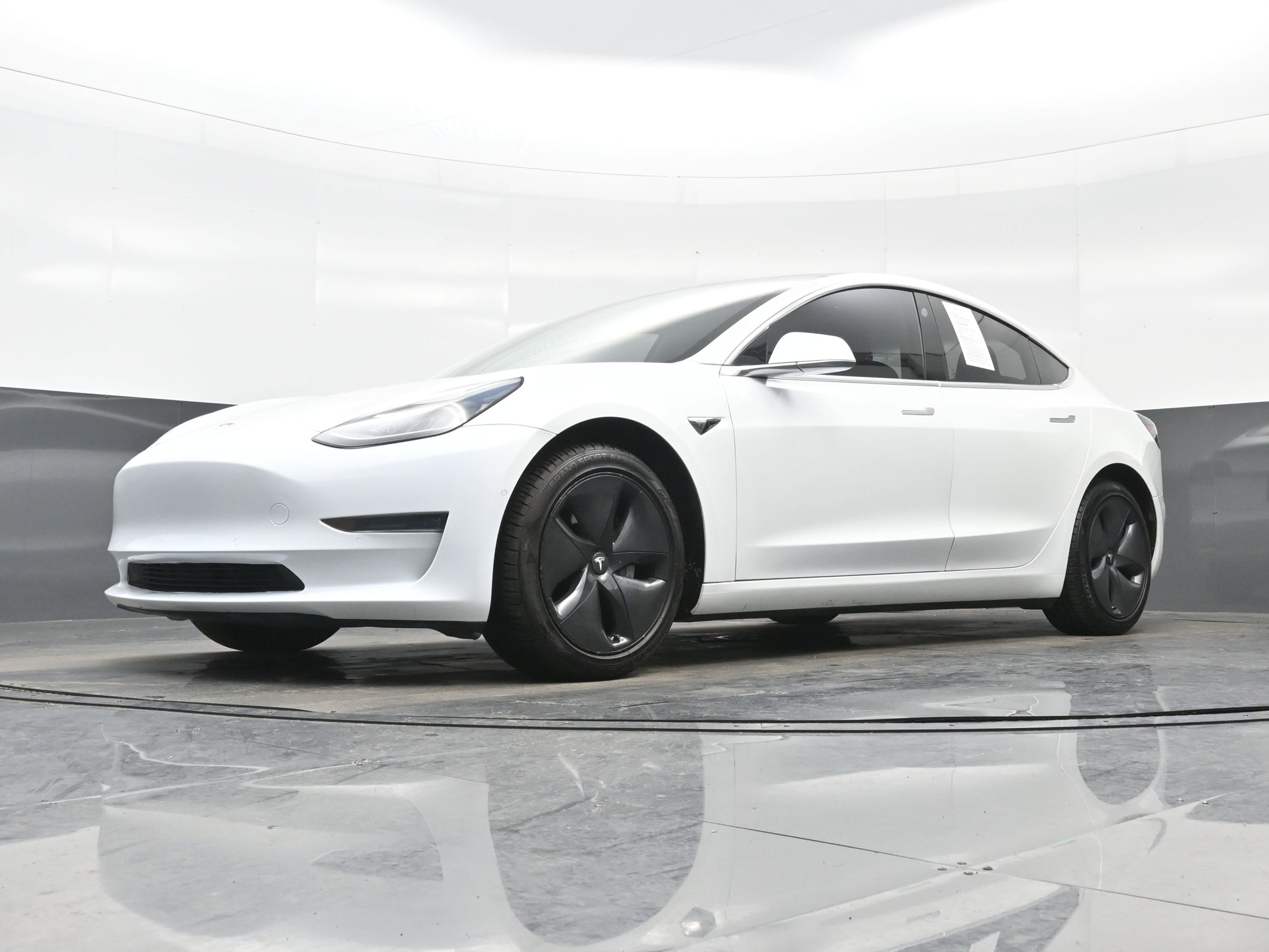 Used 2018 Tesla Model 3 Long Range image 24