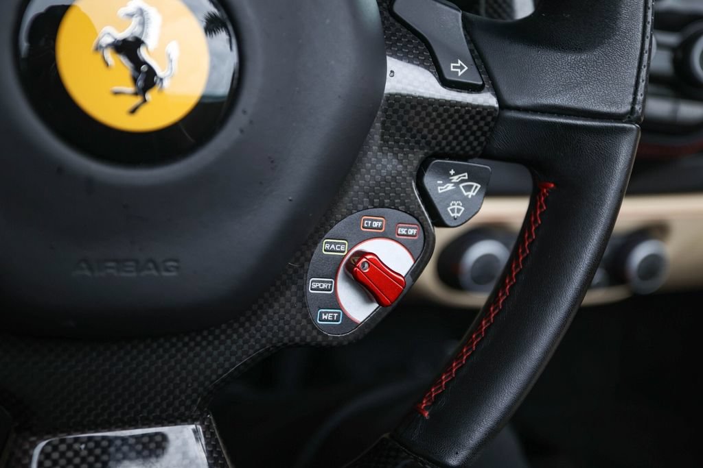 Certified 2019 Ferrari 488 Spider RWD image 30