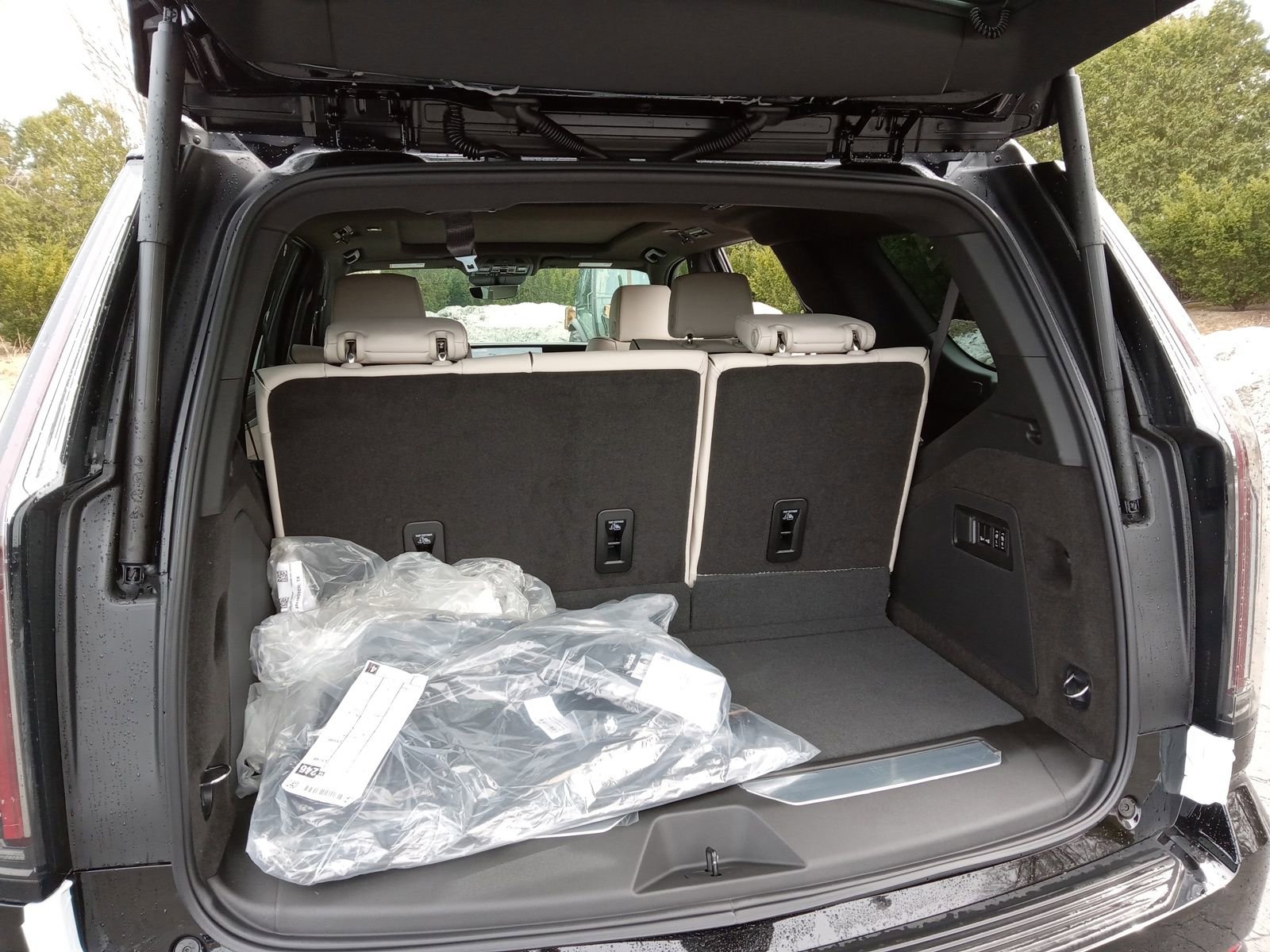 New 2026 Cadillac Escalade Sport w/ Touring Package image 28