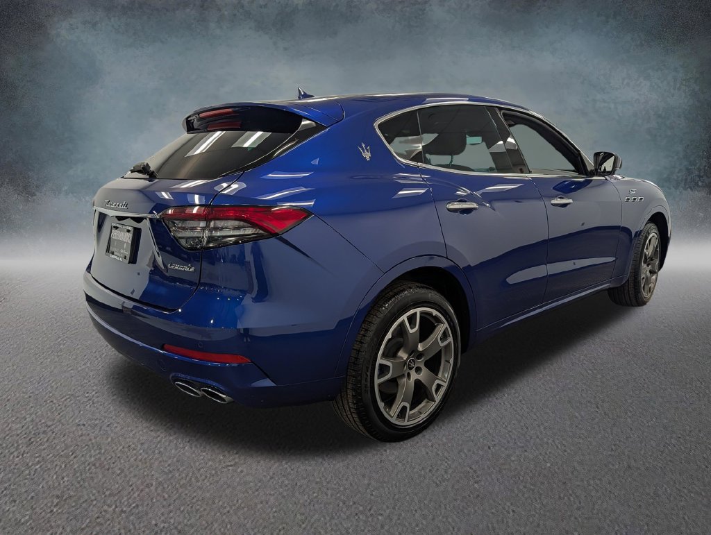 Used 2023 Maserati Levante GT AWD/4WD image 6