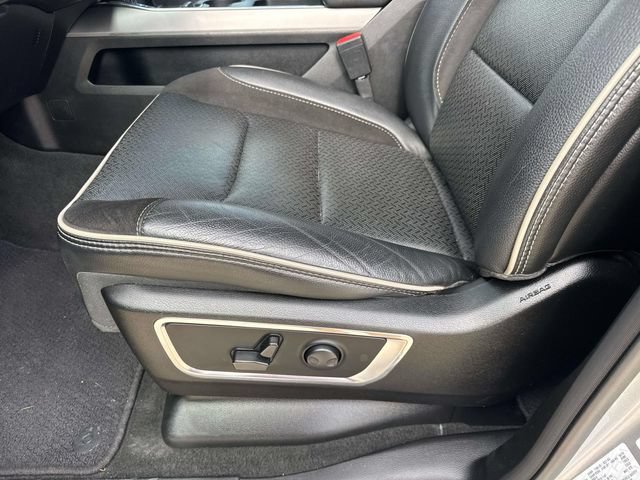 Used 2024 RAM 1500 Laramie AWD/4WD image 23