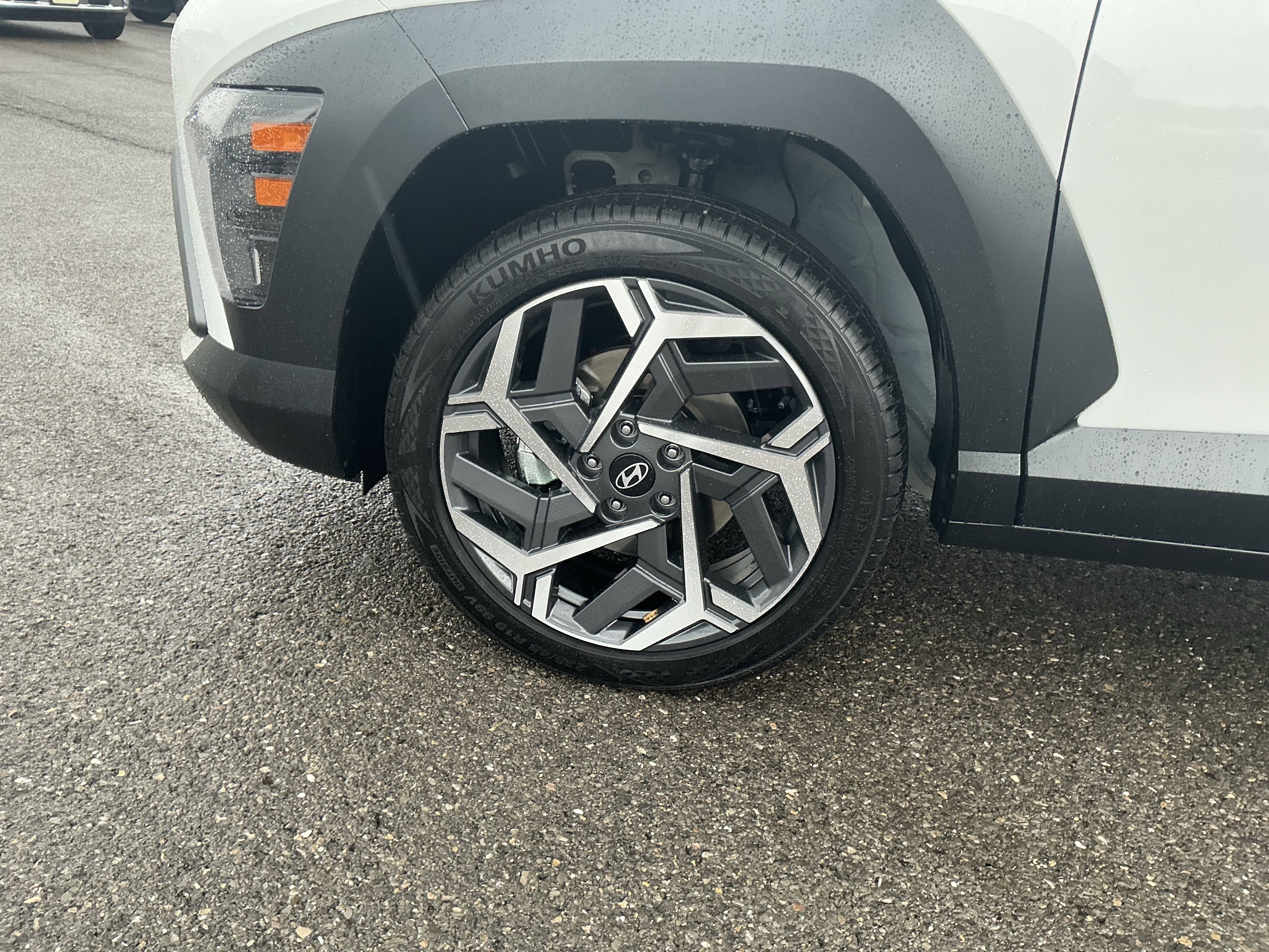 New 2026 Hyundai Kona SEL Premium image 11