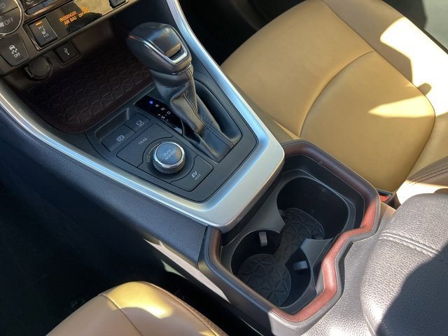 Used 2020 Toyota RAV4 Limited image 26