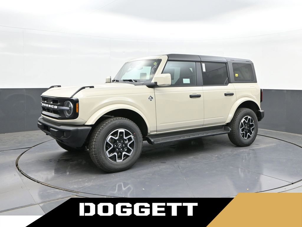 New 2026 Ford Bronco Outer Banks AWD/4WD image 1
