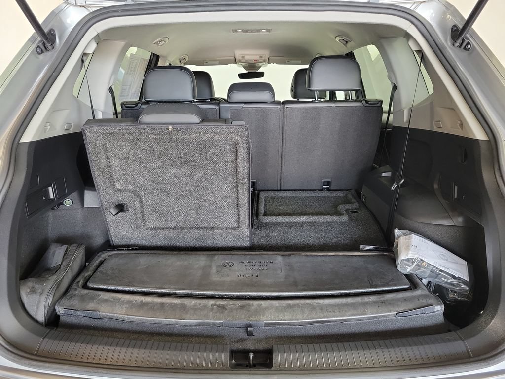 Used 2023 Volkswagen Tiguan SE FWD image 25