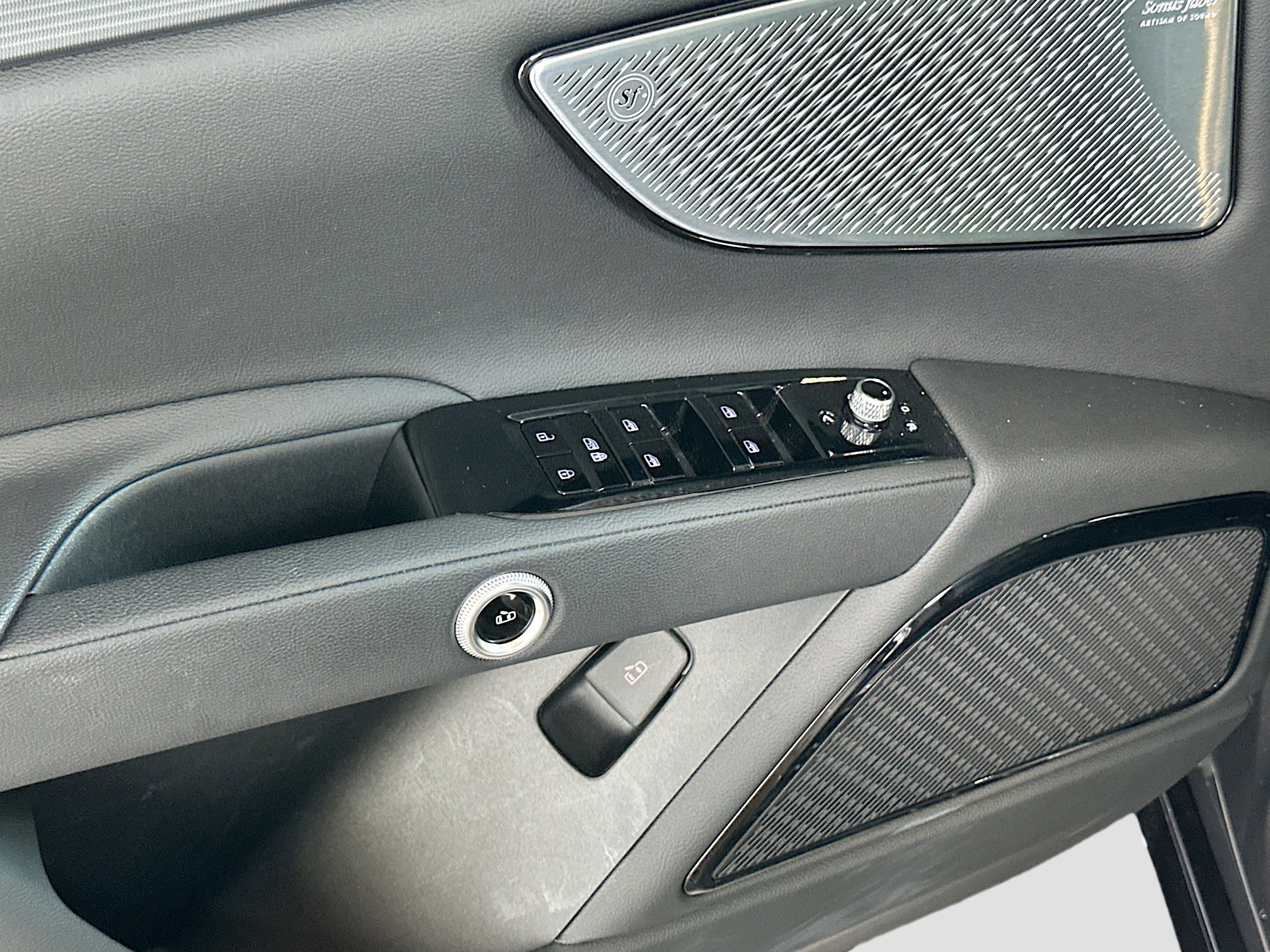 Used 2023 Maserati Grecale GT image 18