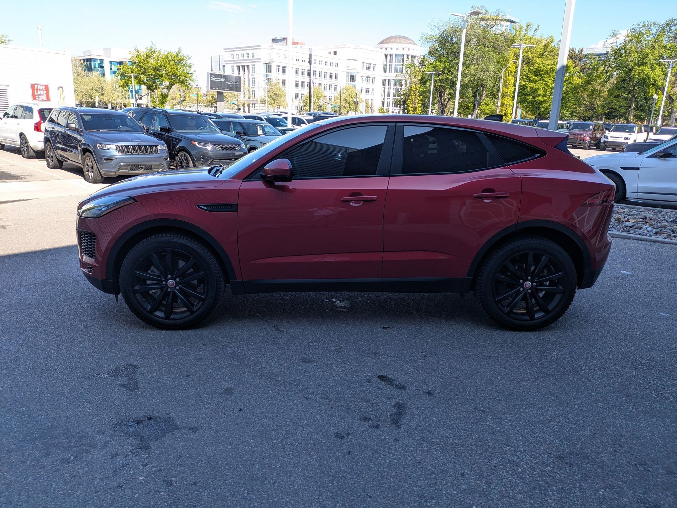 Used 2020 Jaguar E-PACE AWD/4WD image 11
