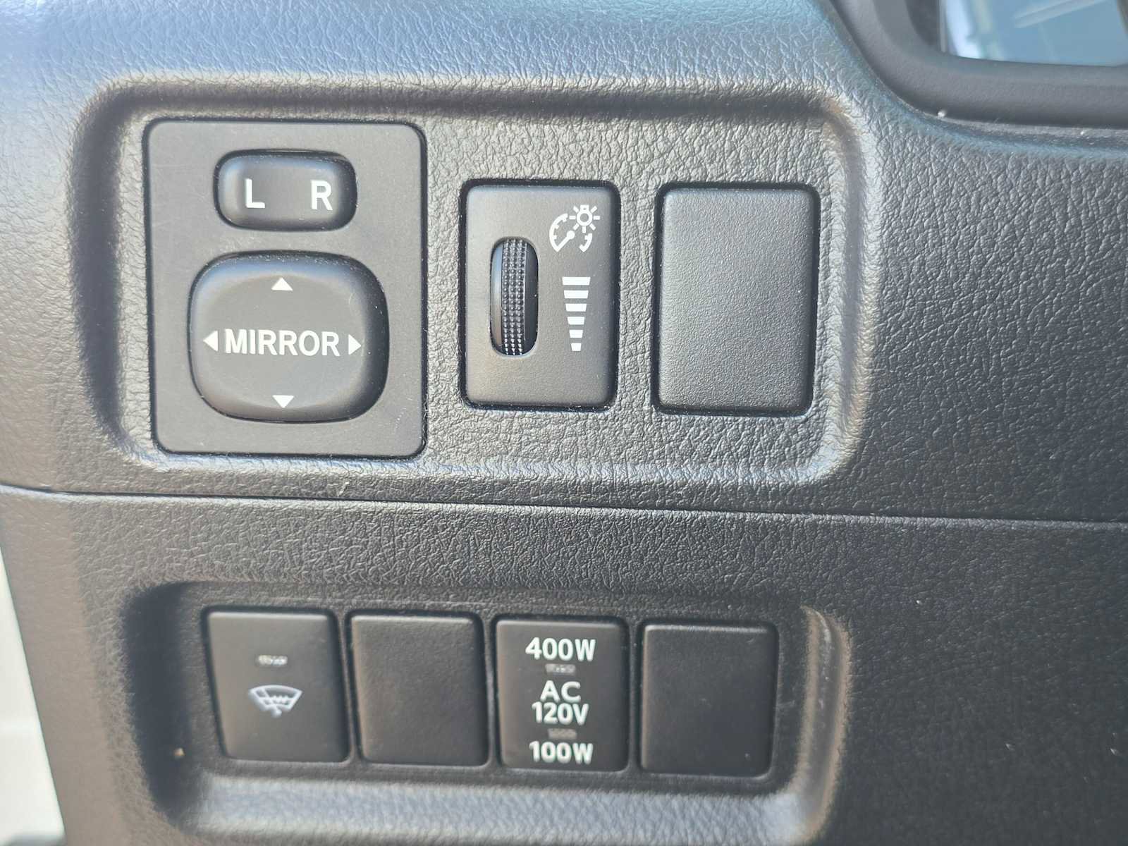 Used 2018 Toyota 4Runner SR5 Premium image 27