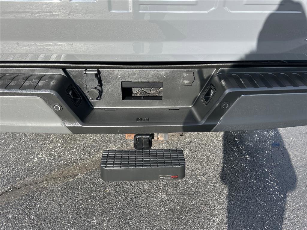 Used 2021 Ford F150 XLT w/ Equipment Group 302A High image 14