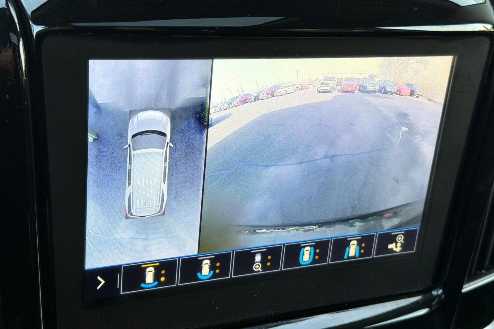 Used 2020 Chevrolet Traverse Premier w/ Redline Edition image 20