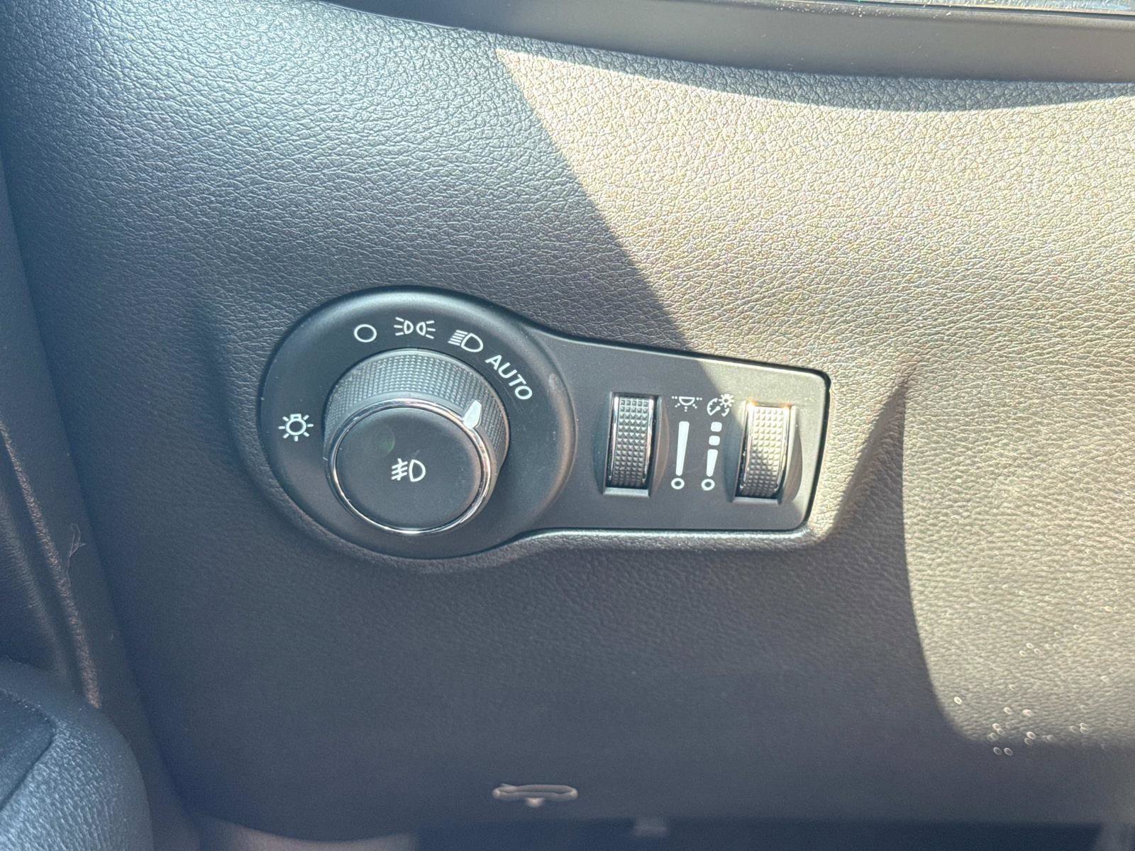 Used 2022 Jeep Compass High Altitude image 13