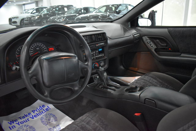 Used 2002 Chevrolet Camaro LT w/ Preferred Equipment Group 1 RWD image 11