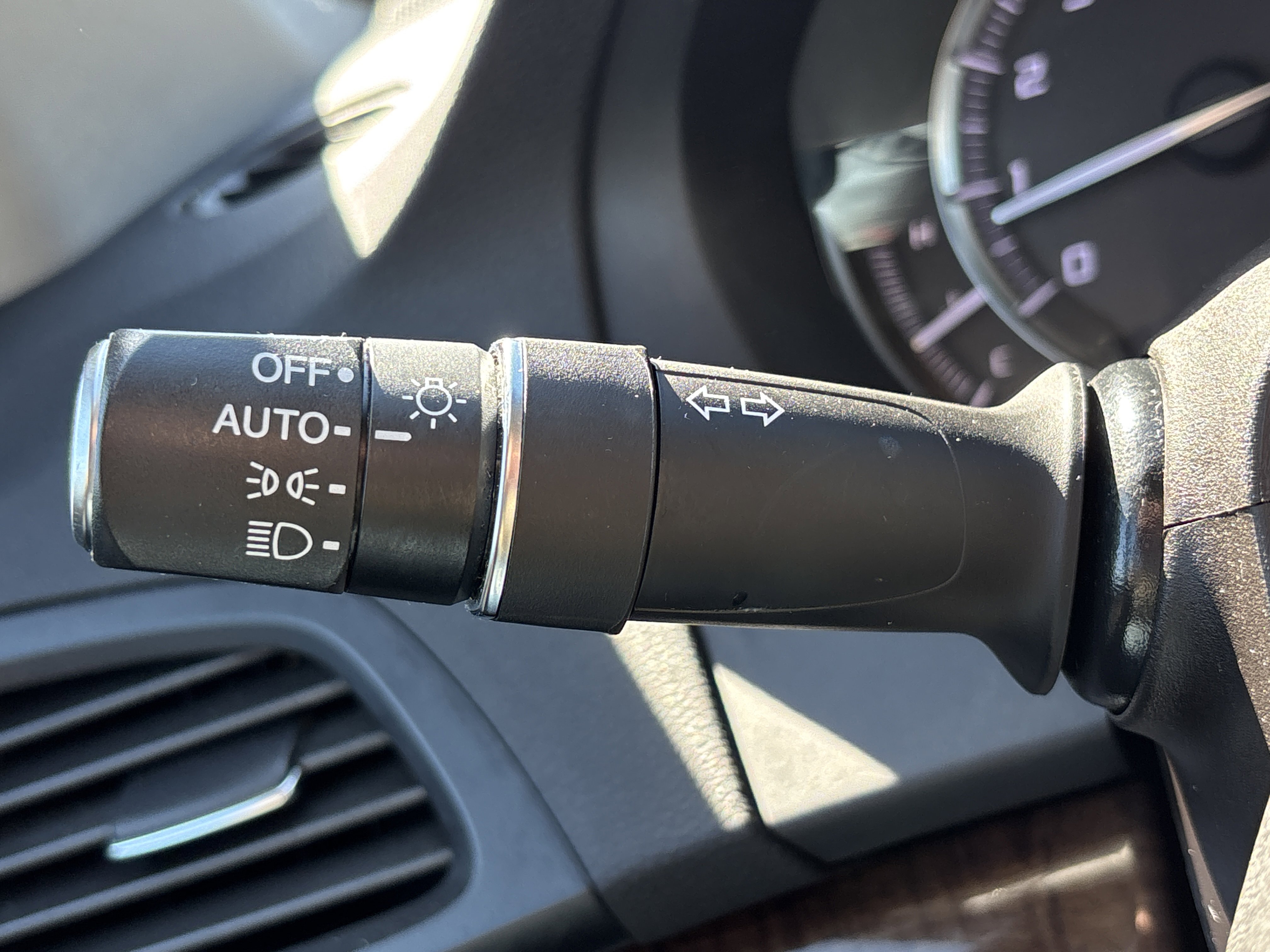 Used 2019 Acura MDX SH-AWD image 27