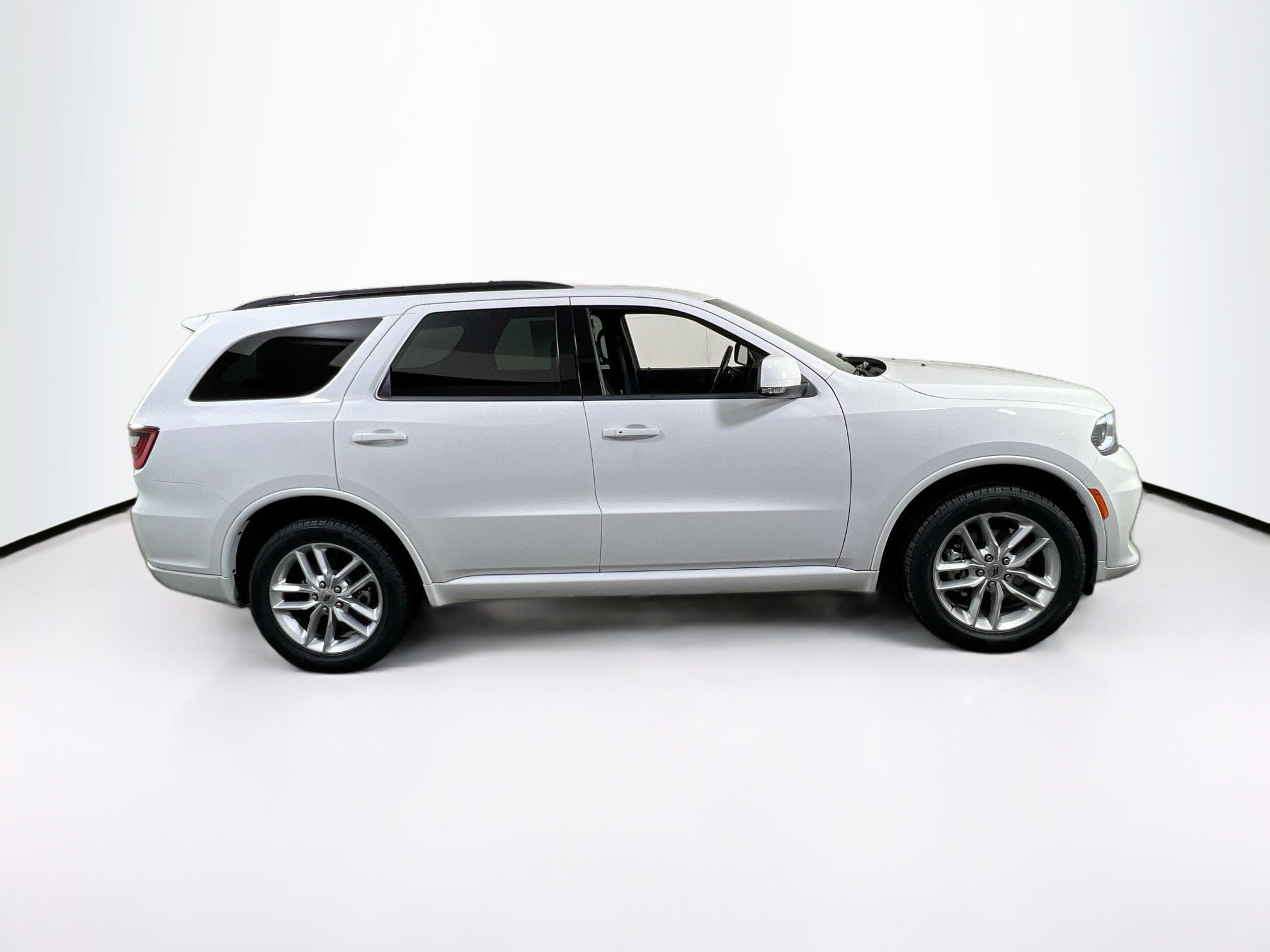 Used 2022 Dodge Durango GT image 4