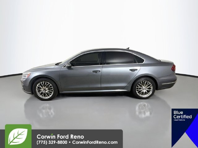 Used 2018 Volkswagen Passat 2.0T SE FWD image 4