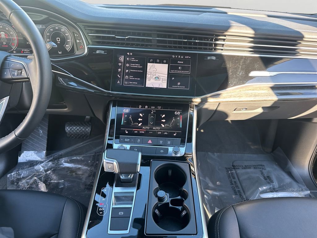Used 2025 Audi Q7 3.0T Premium Plus AWD/4WD image 14