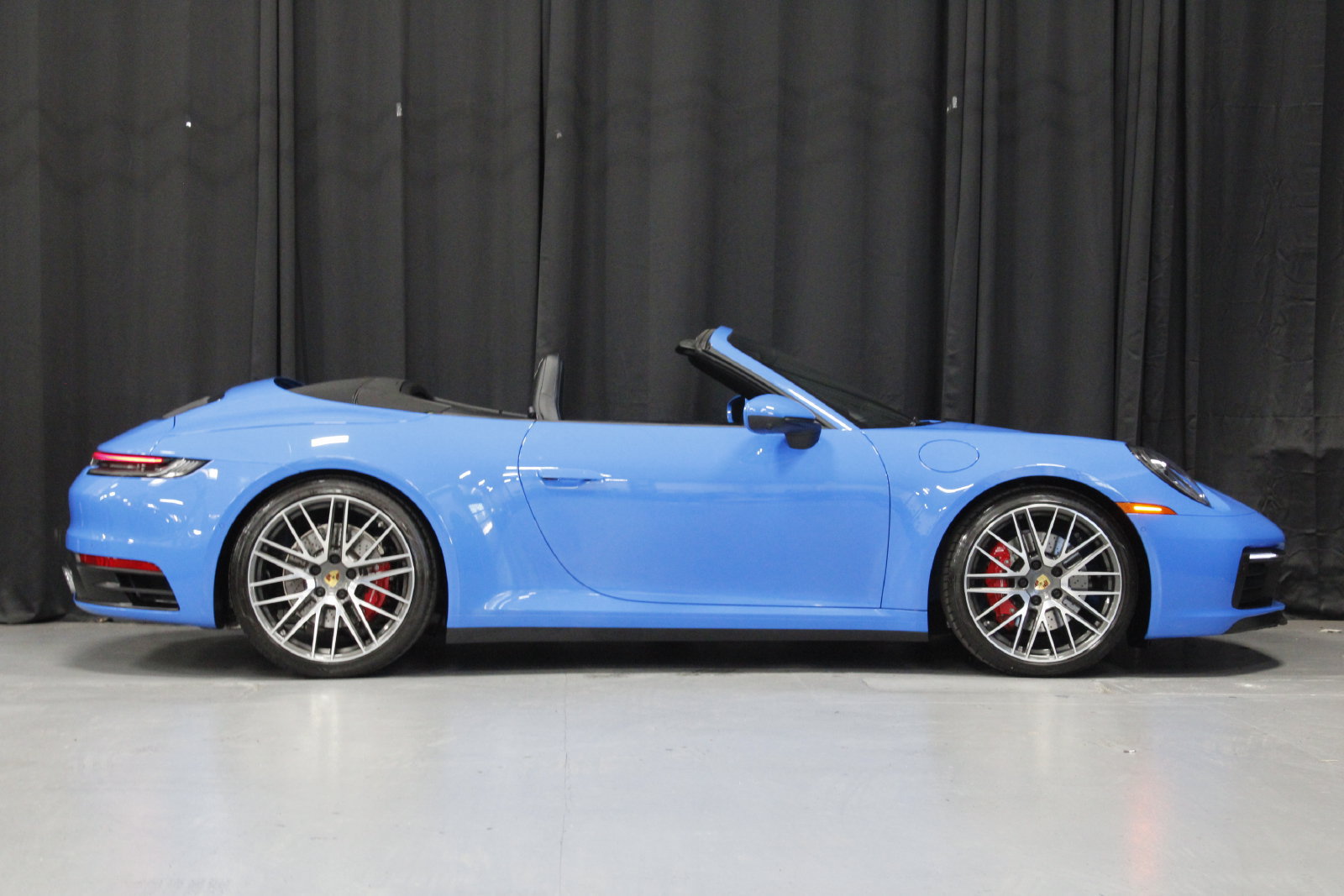 Used 2022 Porsche 911 Carrera 4S AWD/4WD image 8