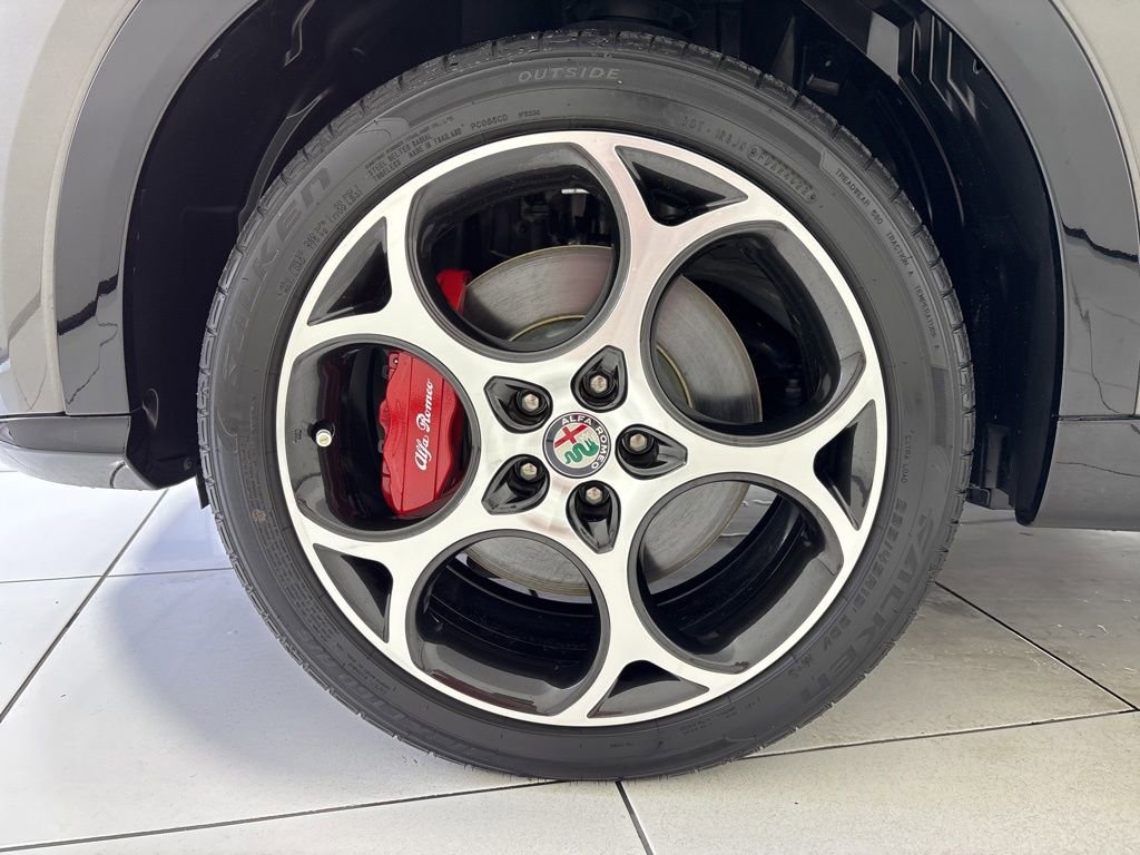 Used 2024 Alfa Romeo Tonale Ti image 9