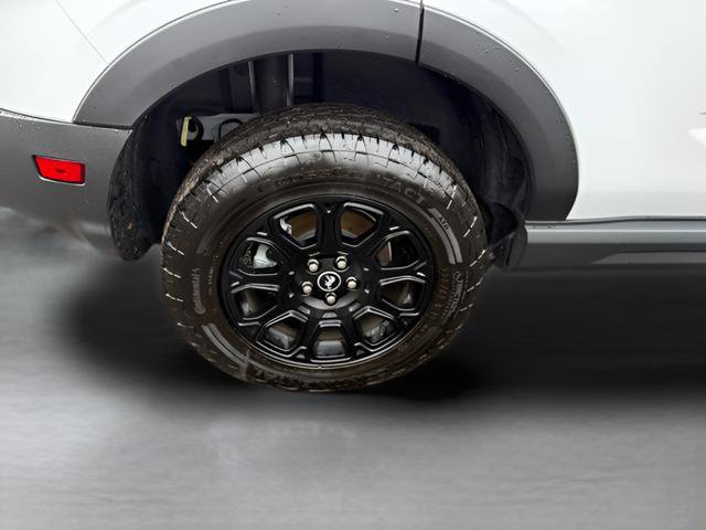 Used 2025 Ford Bronco Sport Badlands AWD/4WD image 28