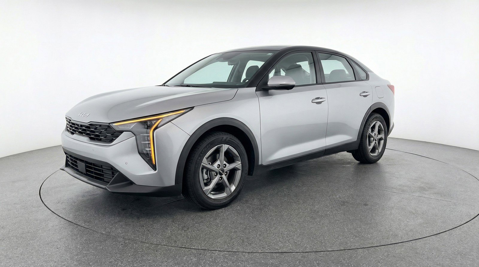 Used 2025 Kia K4 FWD image 3