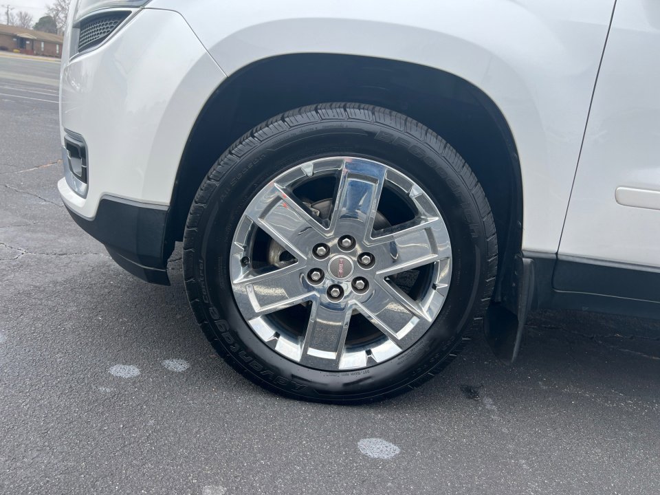 Used 2017 GMC Acadia Limited SLT image 31