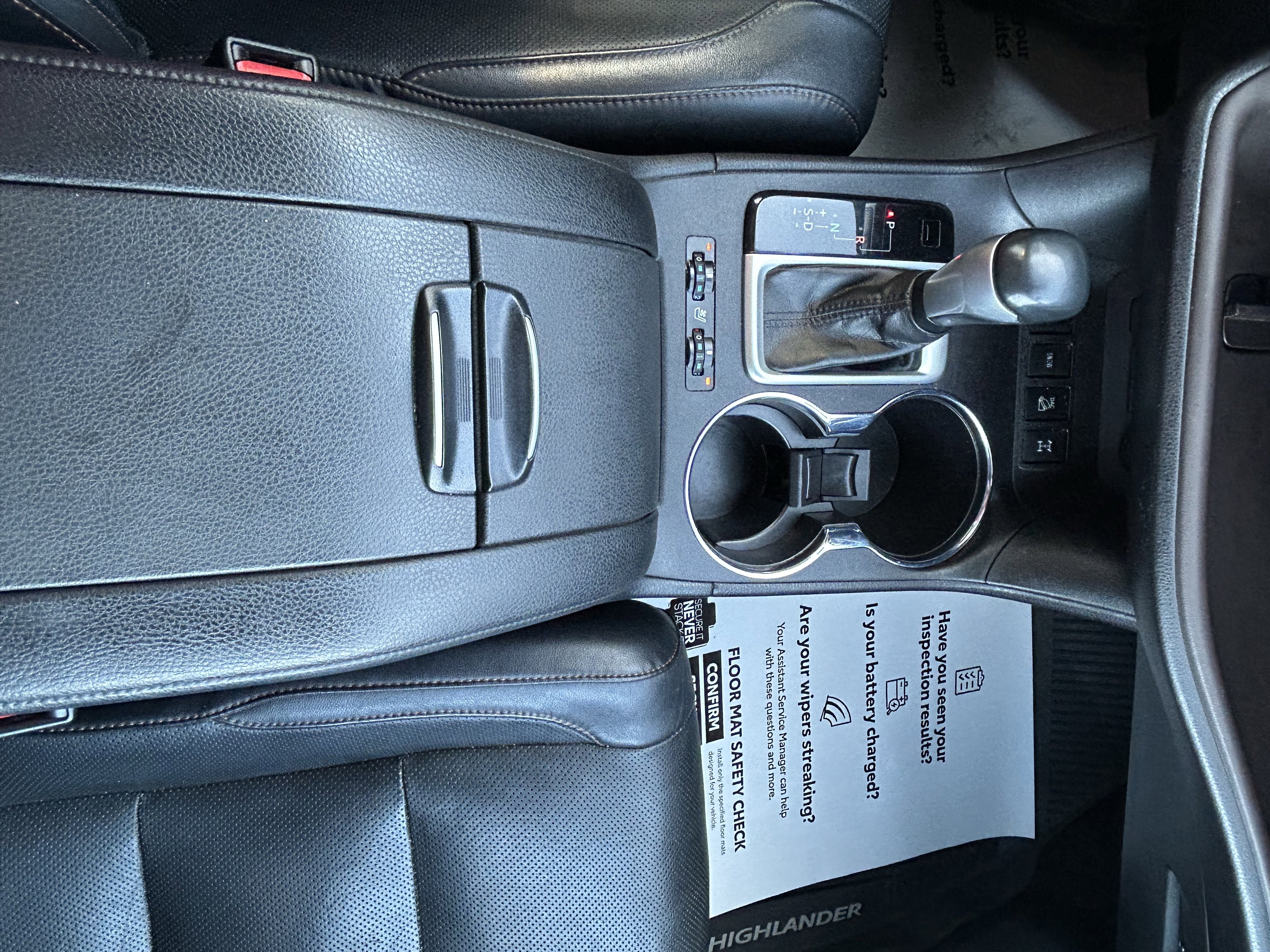 Used 2019 Toyota Highlander Limited Platinum AWD/4WD image 28