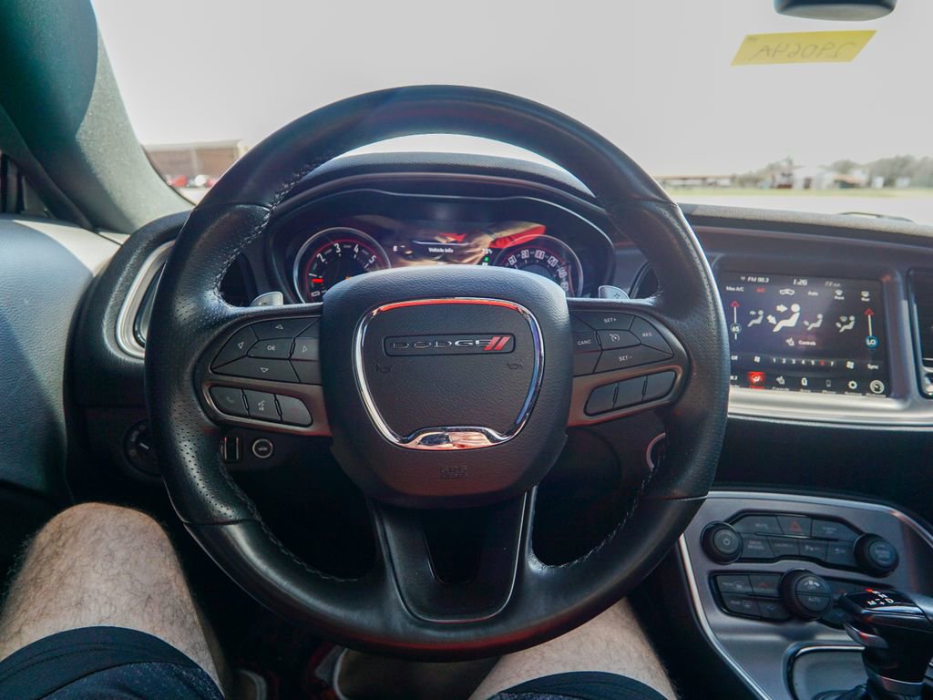 Used 2022 Dodge Challenger R/T Scat Pack w/ Driver Convenience Group image 17