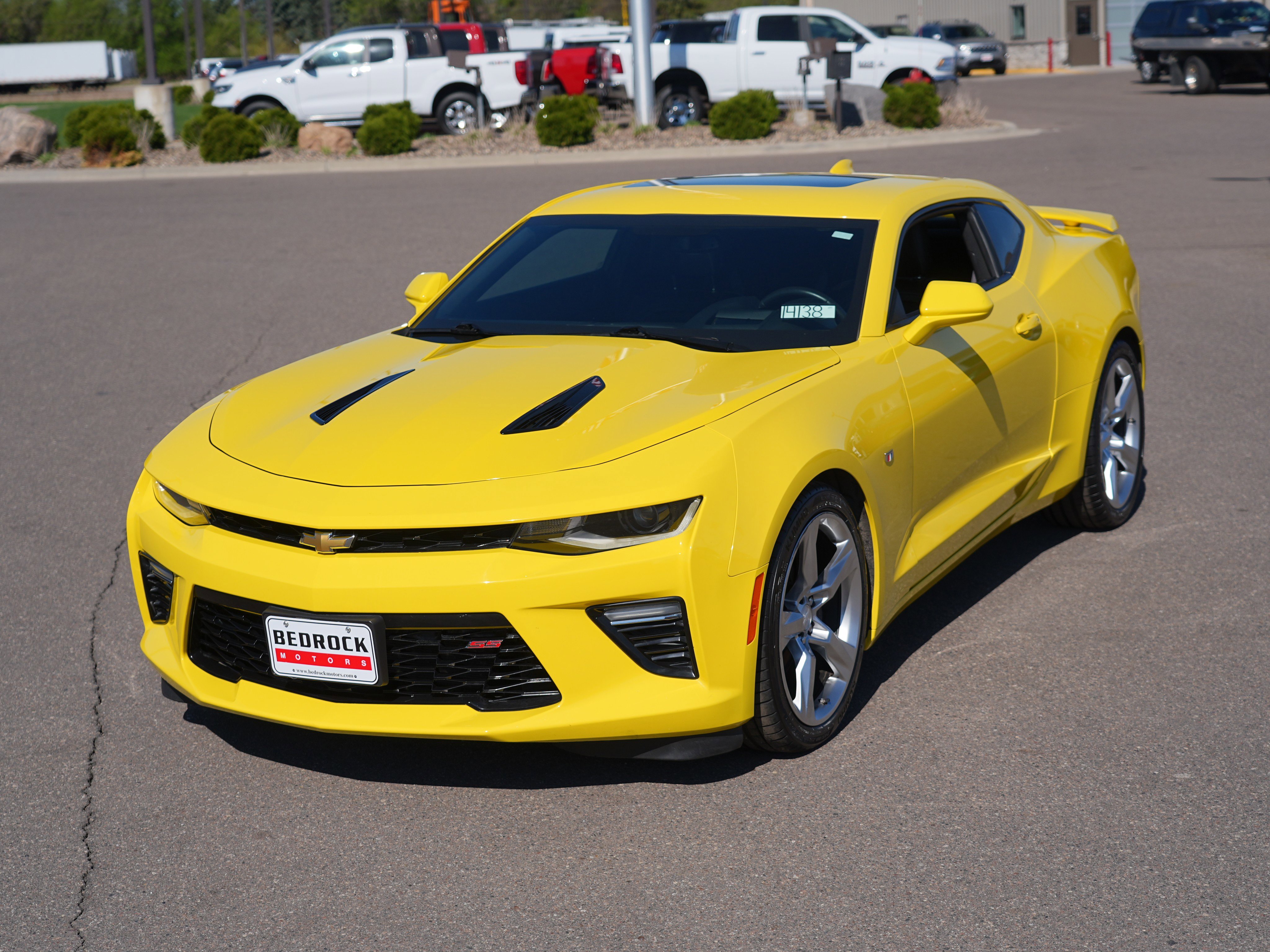 Used 2017 Chevrolet Camaro SS RWD image 7