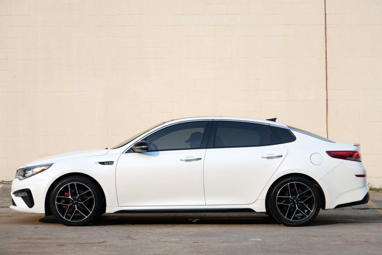 Used 2020 Kia Optima SX FWD image 7