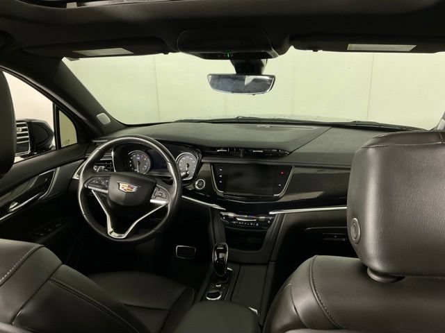 Used 2024 Cadillac XT6 Sport w/ Technology Package AWD/4WD image 13
