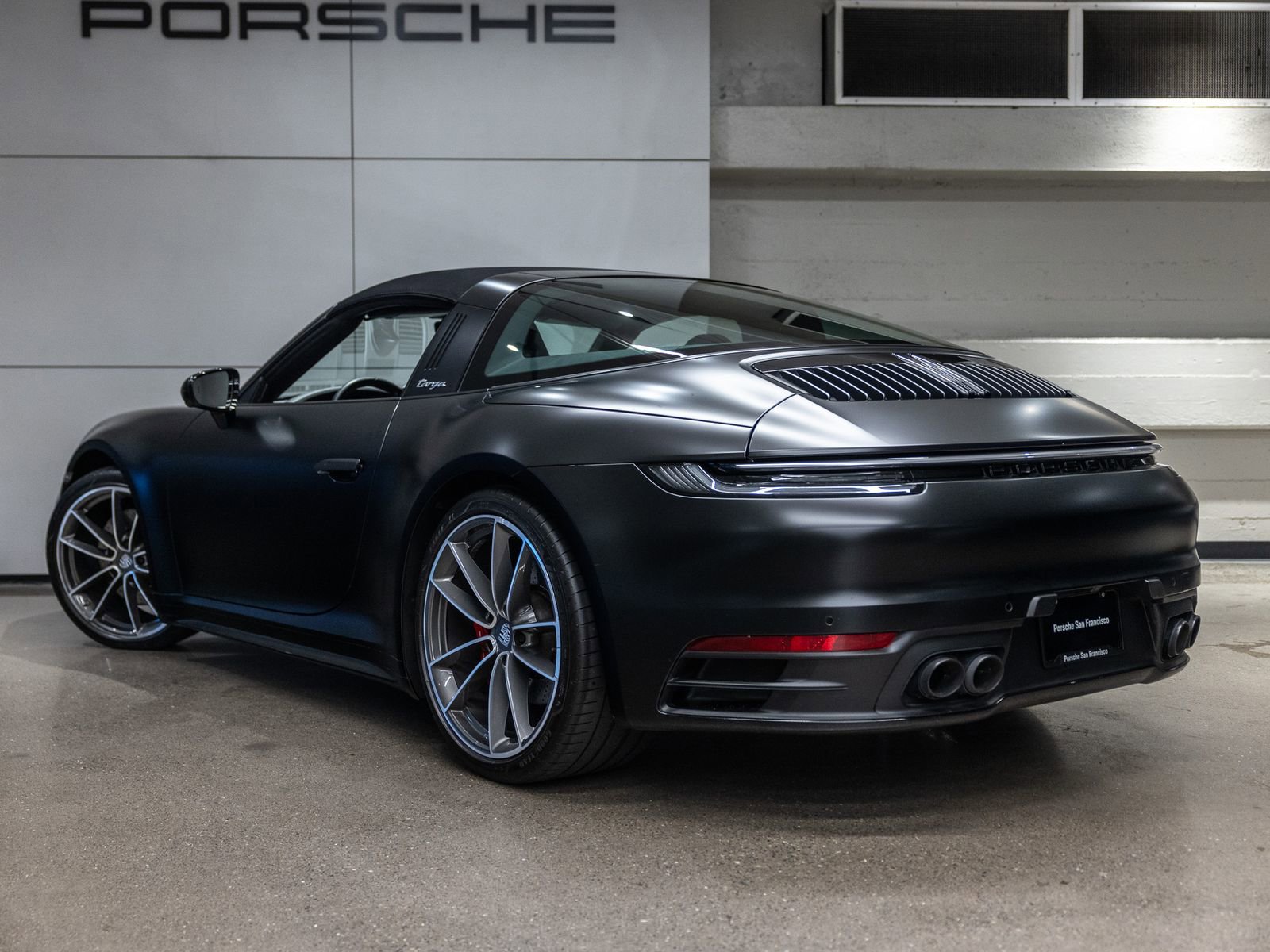 Certified 2024 Porsche 911 Targa 4S w/ Premium Package image 3