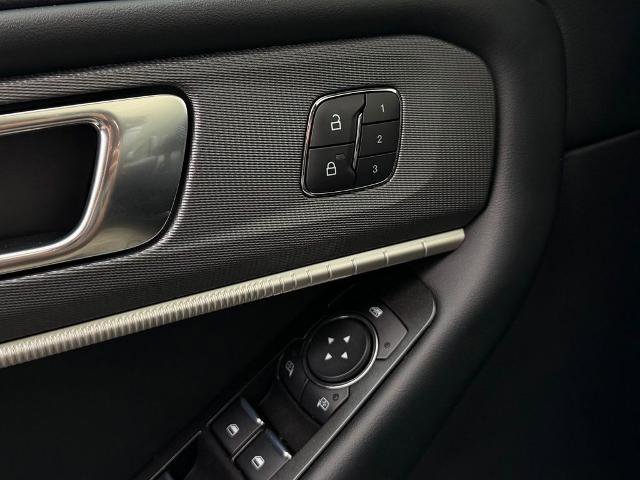 New 2026 Ford Explorer ST-Line w/ Premium Package image 27