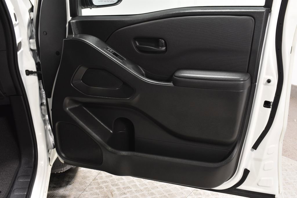 Used 2024 Nissan Frontier S w/ Technology Package image 33