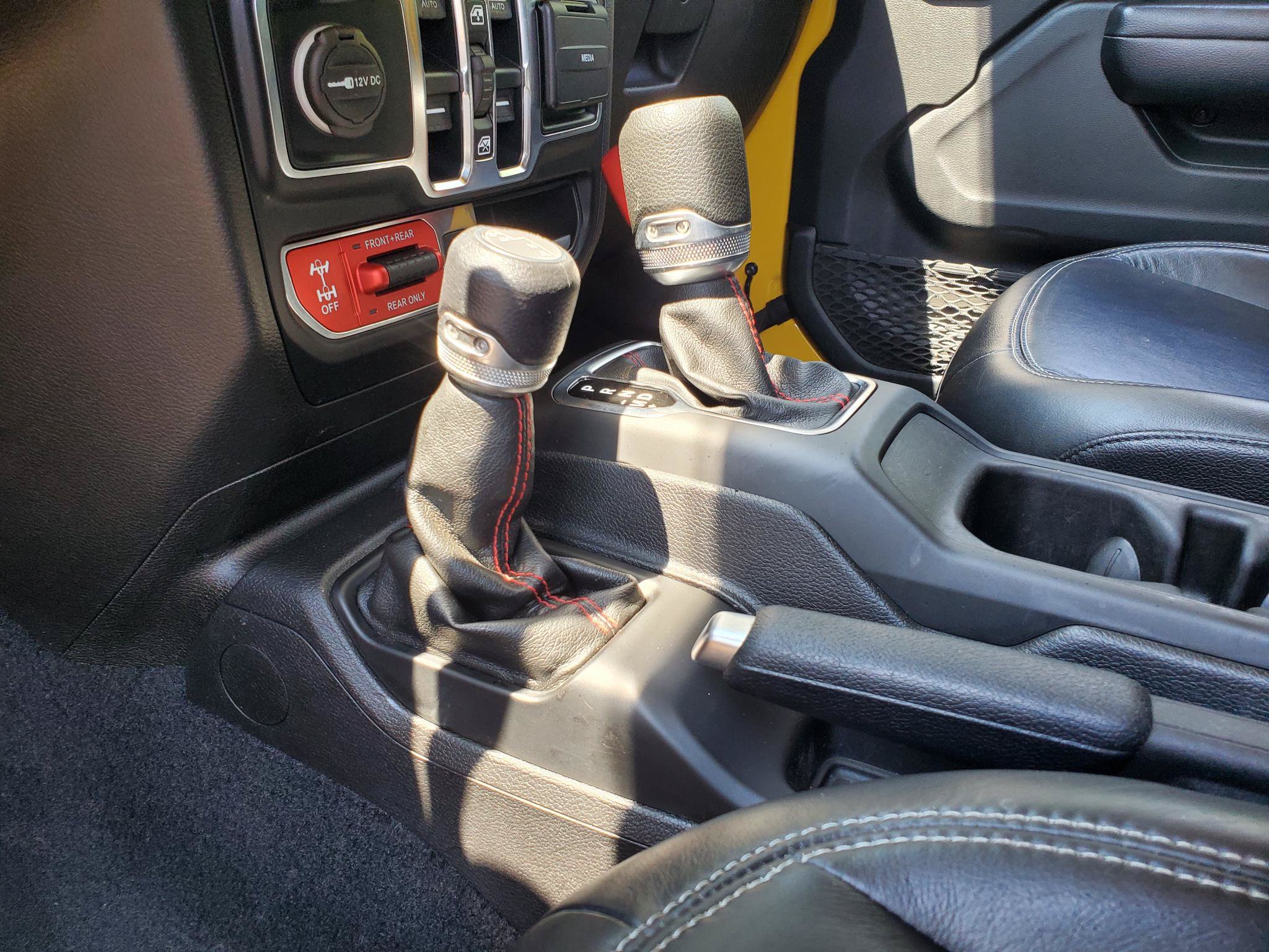Used 2019 Jeep Wrangler Unlimited Rubicon AWD/4WD image 33