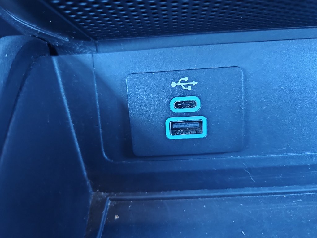 Used 2024 Ford Mustang EcoBoost image 28