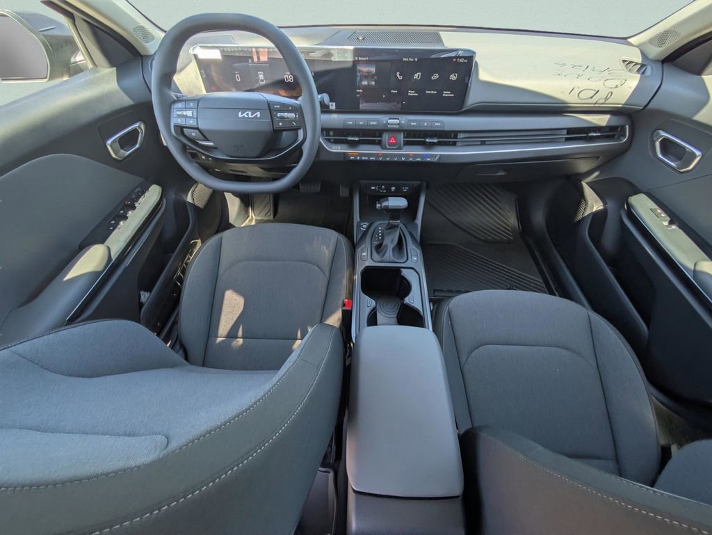 Used 2026 Kia K4 FWD image 33