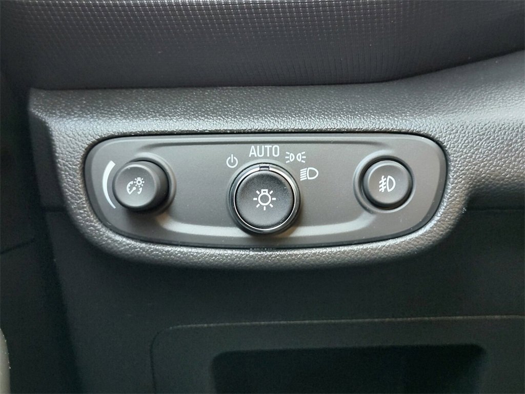 Used 2023 Chevrolet TrailBlazer LT image 21