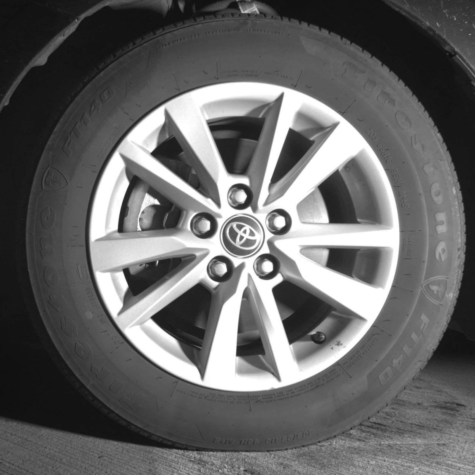 Used 2025 Toyota Camry LE FWD image 23